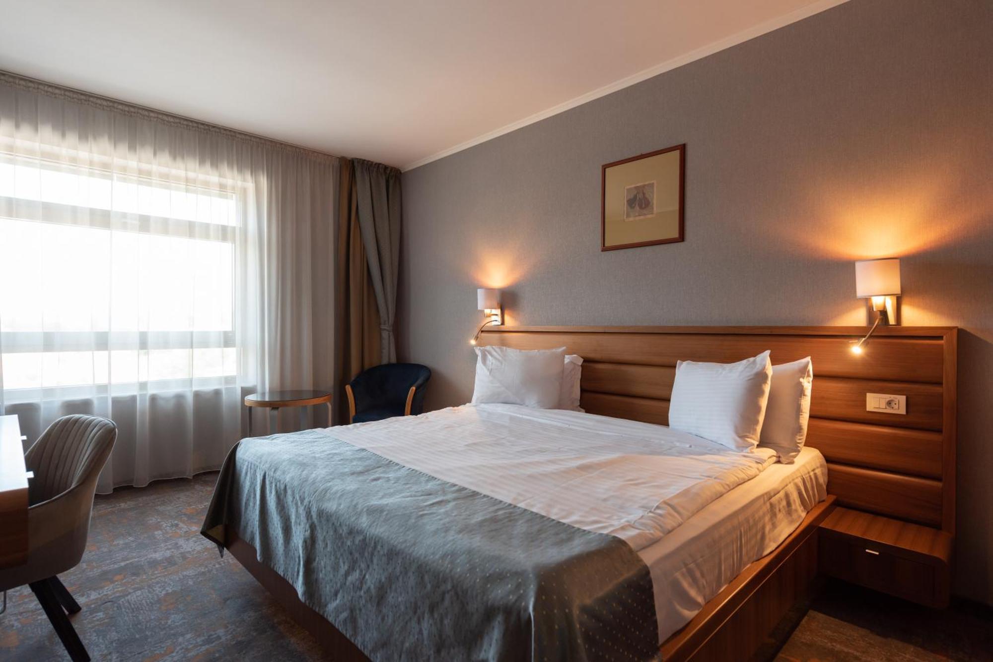 Hotel Wyndham Cluj Exterior foto